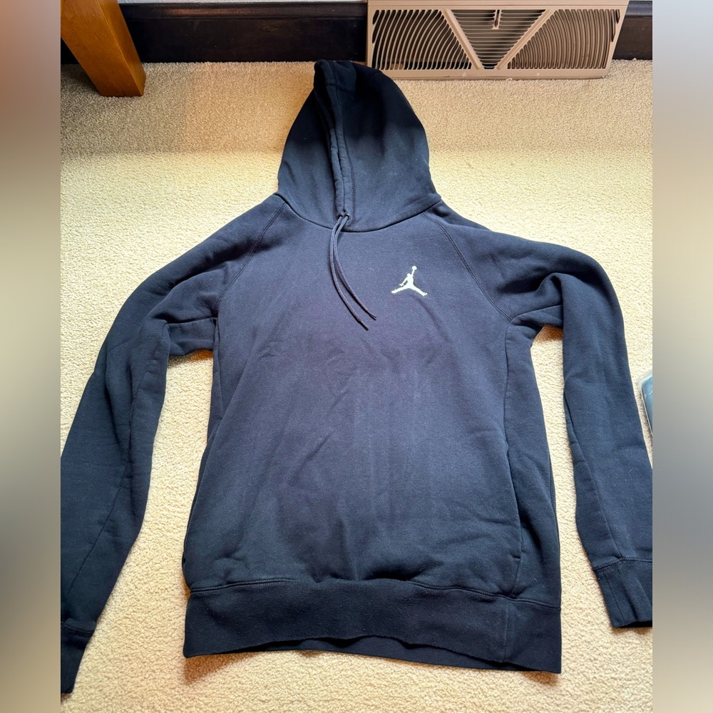 Air Jordan Sweatshirt Medium - Picture 1 of 6